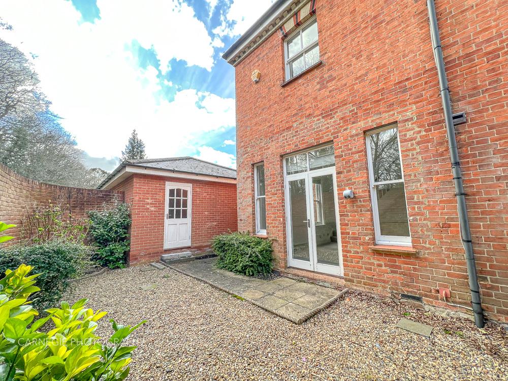 Sherrards Mansions, Welwyn Garden City Carnegie Estate Agents